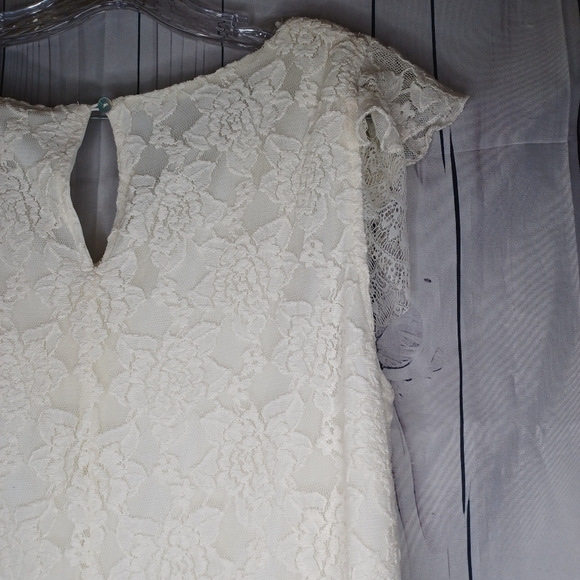 Umgee Elegant Lace Mini Dress in Cream NWT - Picture 11 of 15